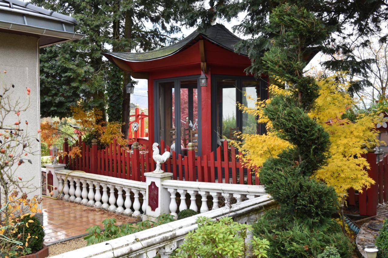 Gite Au Printemps Japonais, Petit Train De La Mure, Parc Des Ecrins Pierre-Chatel Eksteriør billede